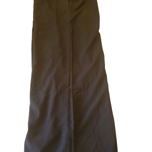 2 Pieces Womans Polester Black Pull On Pants & Matching B&W Blouse Striking Set - Picture 9 of 10